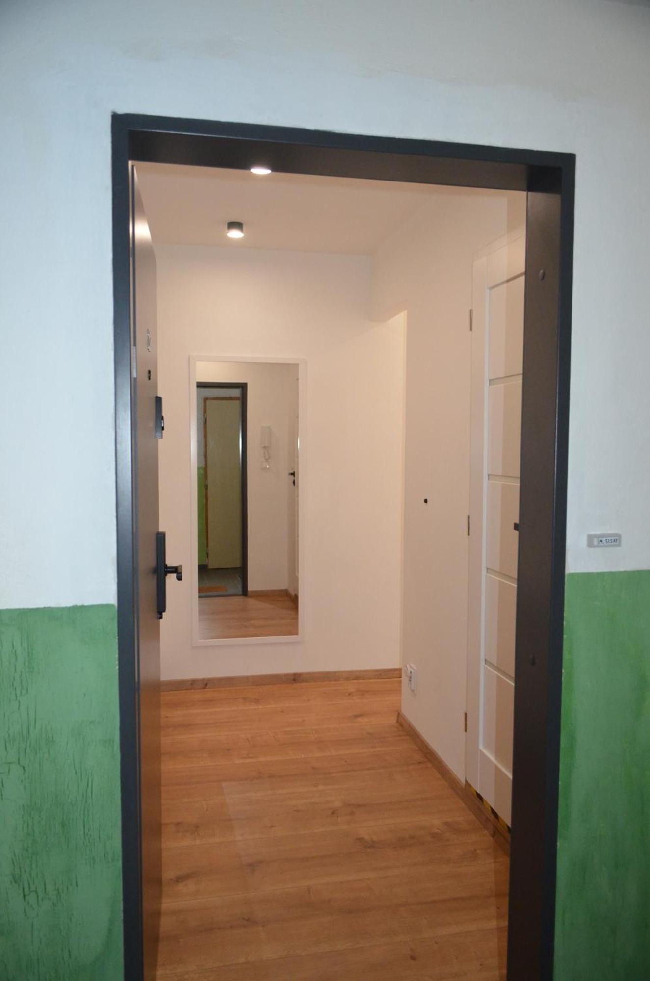 Apartment Hemsen Прешов Экстерьер фото