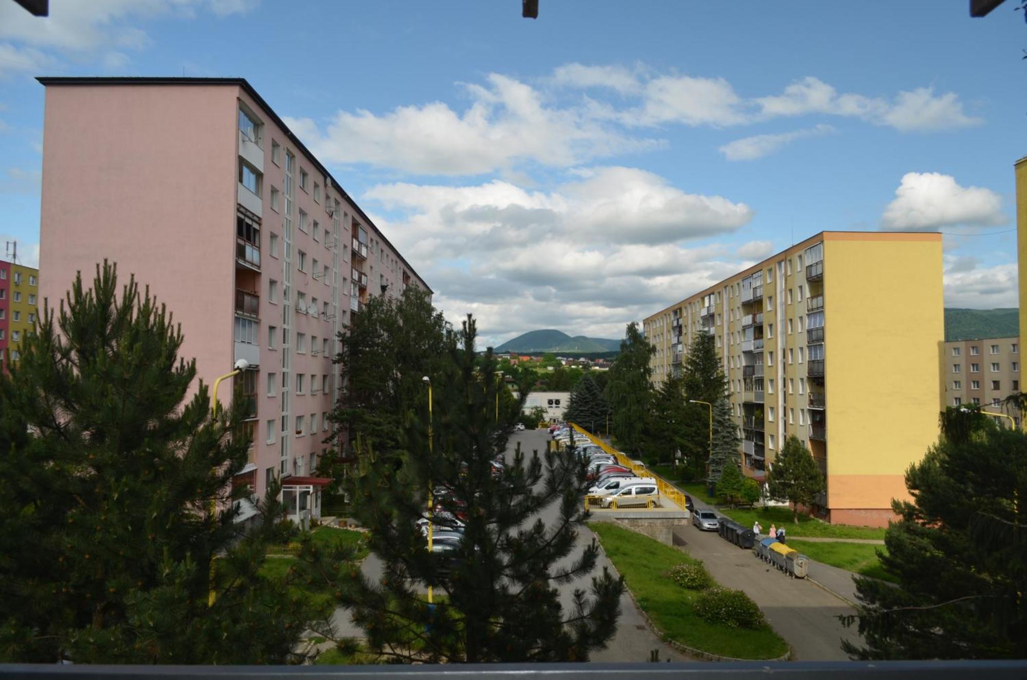 Apartment Hemsen Прешов Экстерьер фото